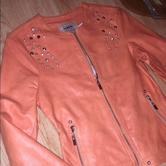 BKE OUTFITTERS🧡 NWT zip up embellished jacket! XS - Picture 3 of 8
